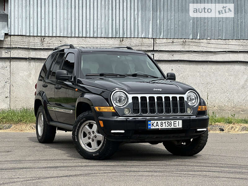 2005 jeep cherokee