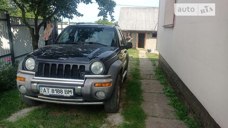 2004 jeep cherokee