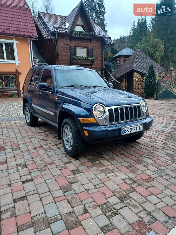 2005 jeep cherokee