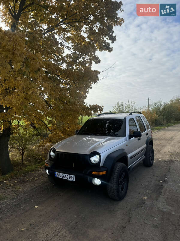2003 jeep liberty