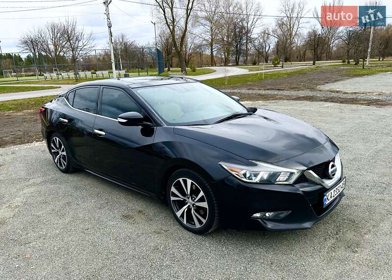2016 NISSAN Maxima