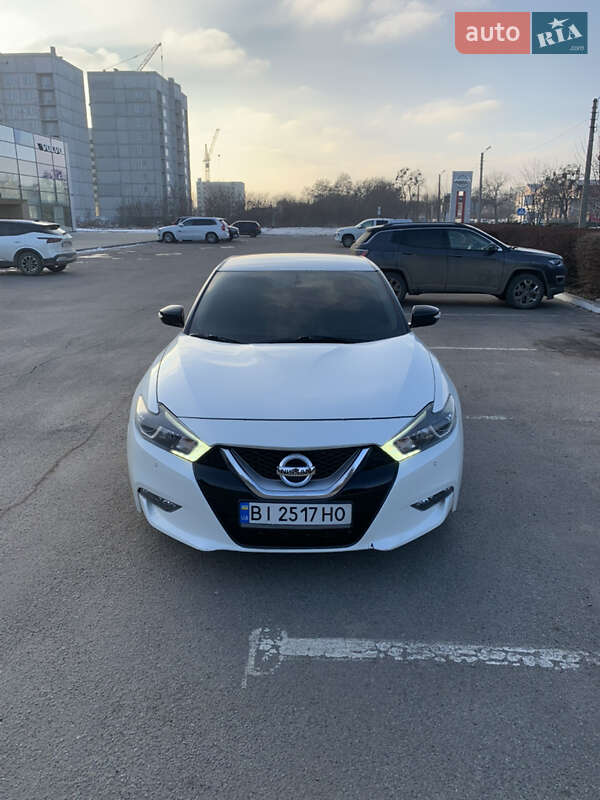 2015 nissan maxima