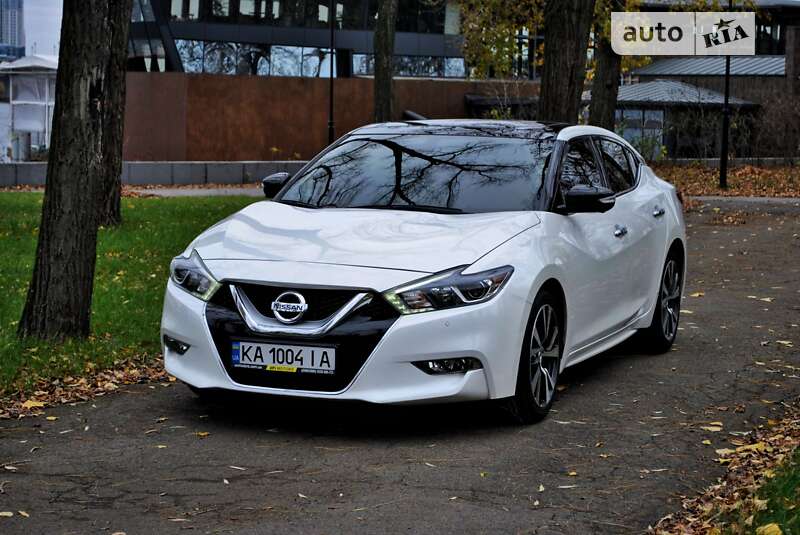 2015 nissan maxima