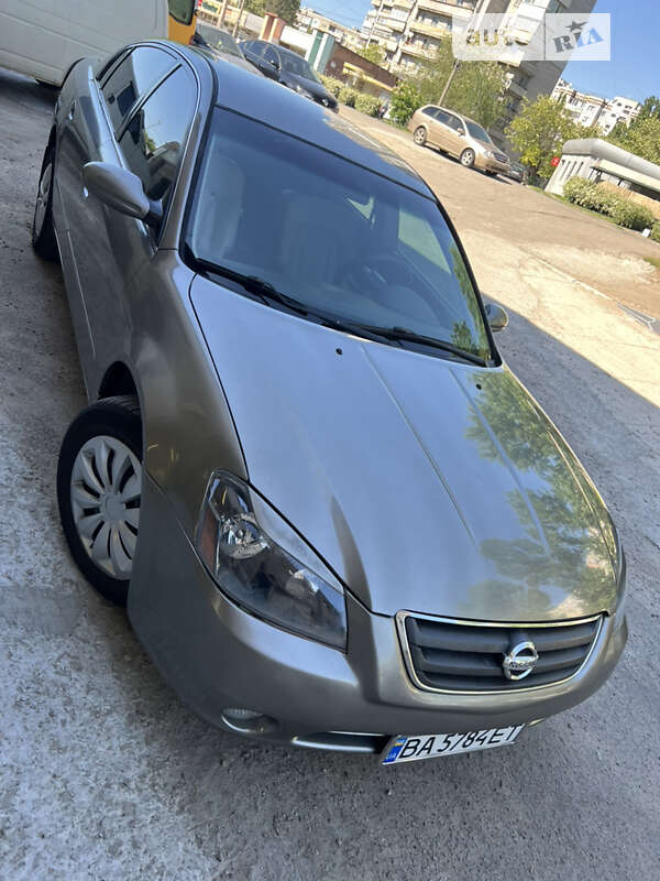 2004 nissan altima