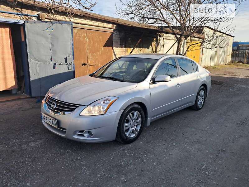 2011 nissan altima