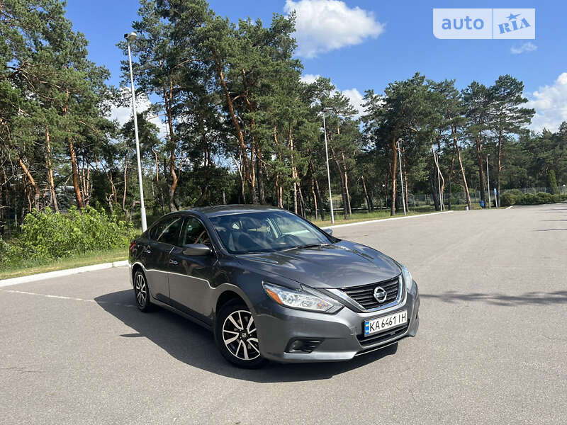 2016 nissan altima