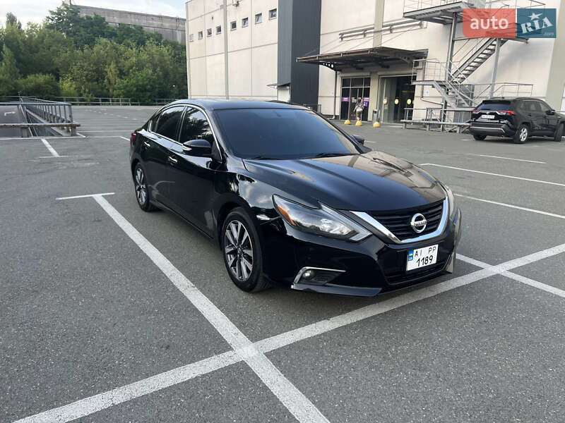 2017 nissan altima