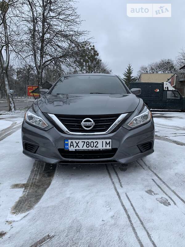 2017 nissan altima