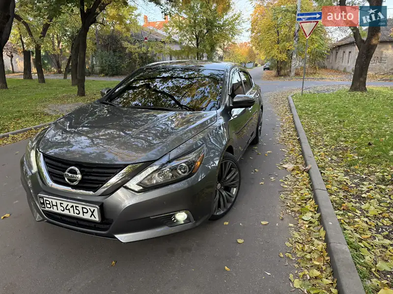 2017 nissan altima
