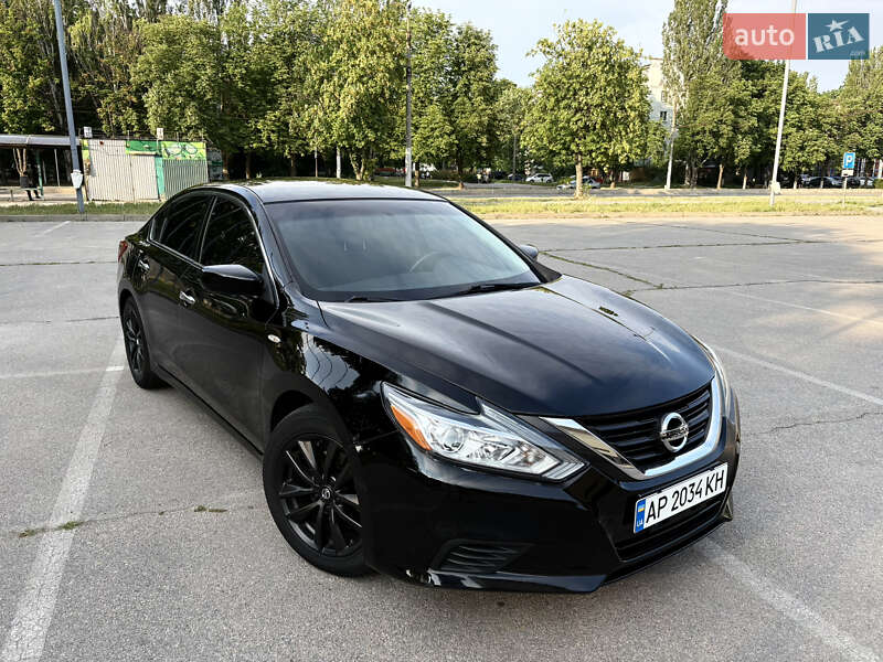 2016 nissan altima