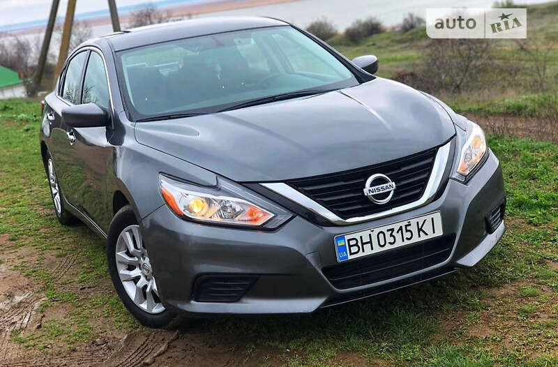 2017 nissan altima