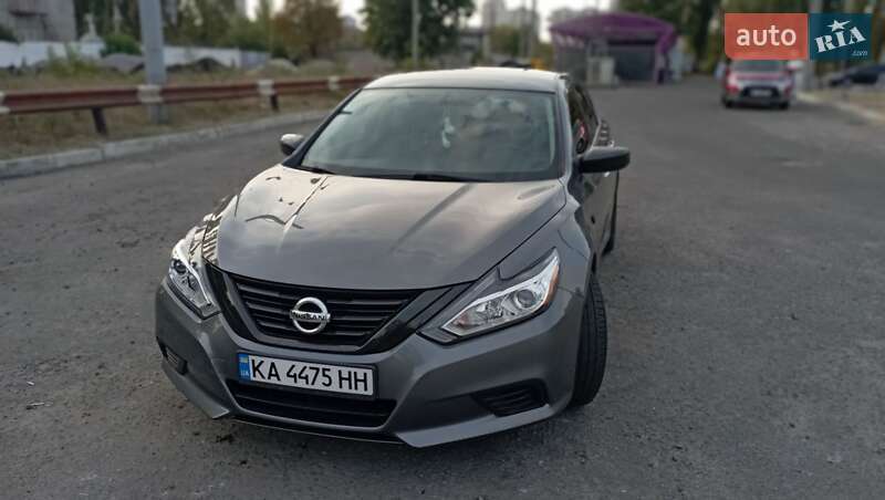 2017 nissan altima