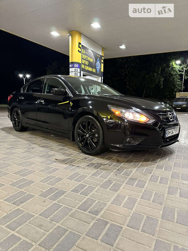 2018 nissan altima