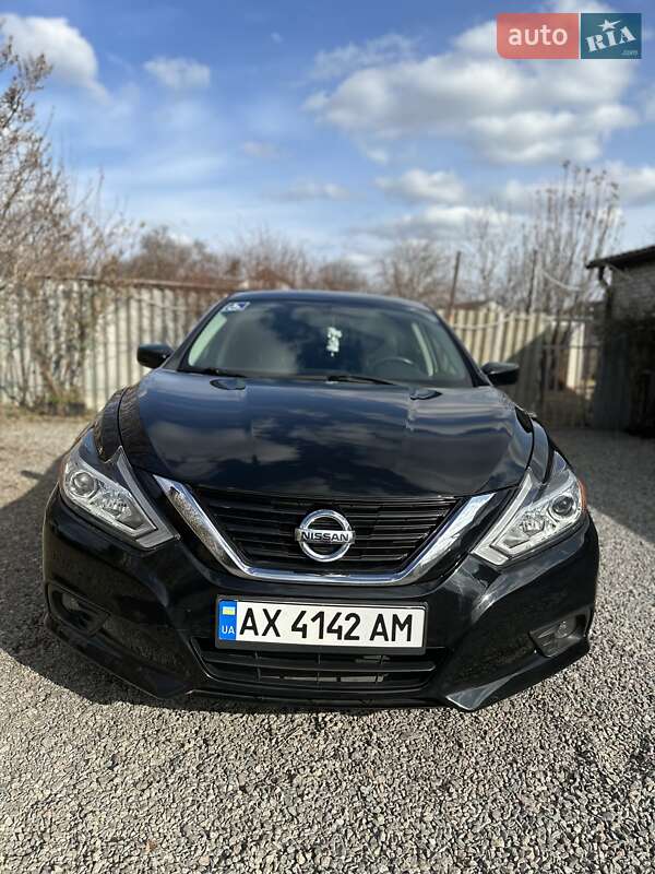 2017 nissan altima