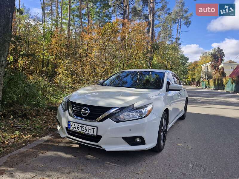 2018 nissan altima