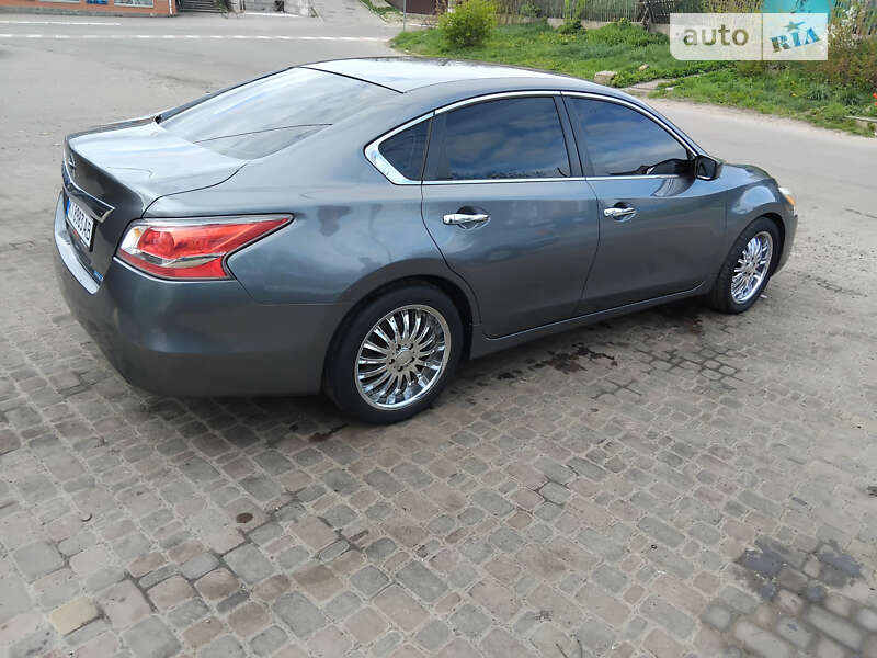 2014 nissan altima