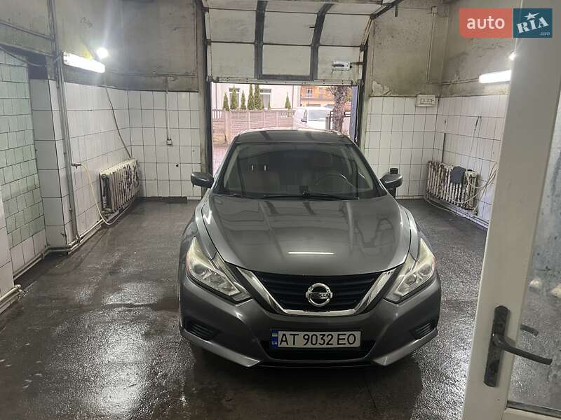 2016 nissan altima