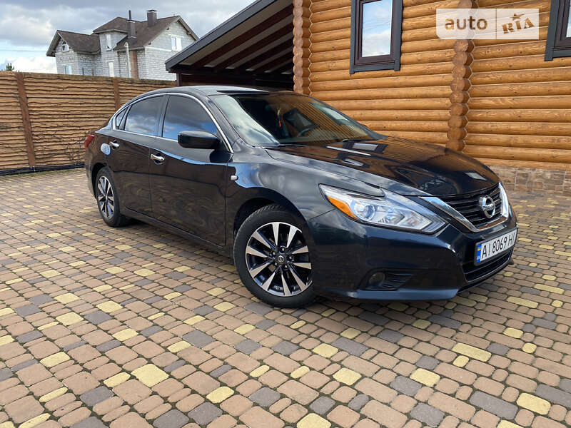 2016 nissan altima