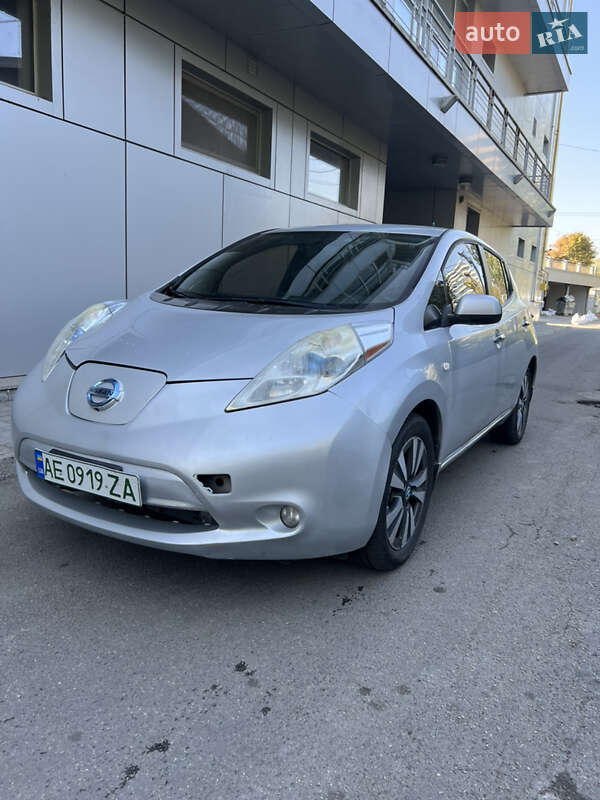 2013 nissan leaf
