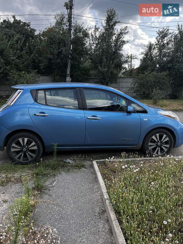 2013 nissan leaf