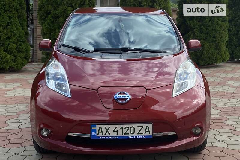 2014 nissan leaf