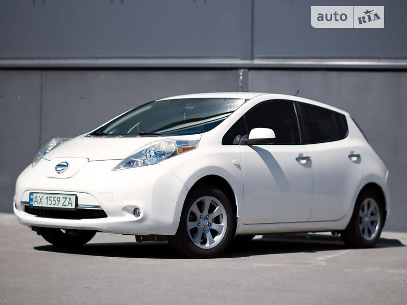 2014 nissan leaf