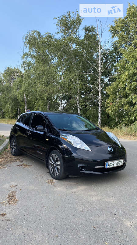 2014 nissan leaf