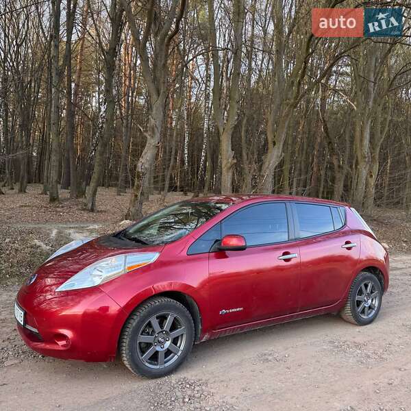 2014 nissan leaf