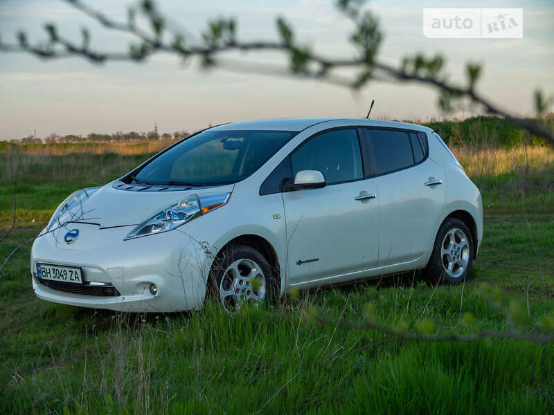 2013 nissan leaf