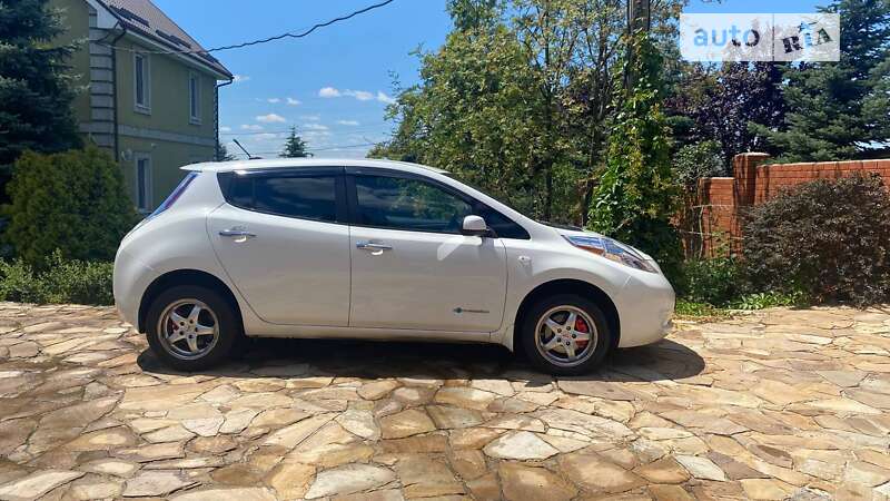 2013 nissan leaf