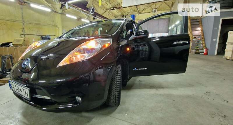 2014 nissan leaf