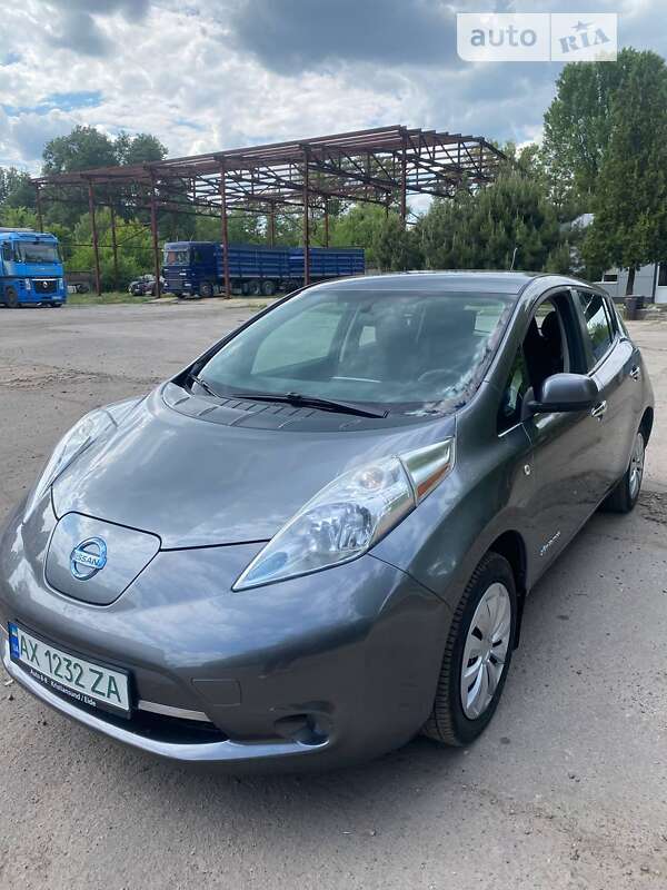 2014 nissan leaf
