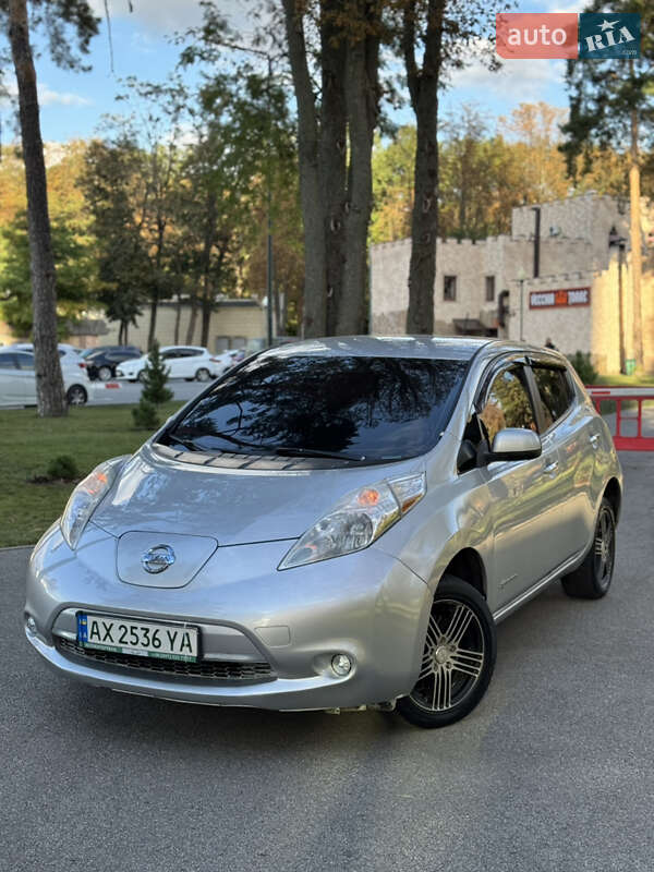 2014 nissan leaf