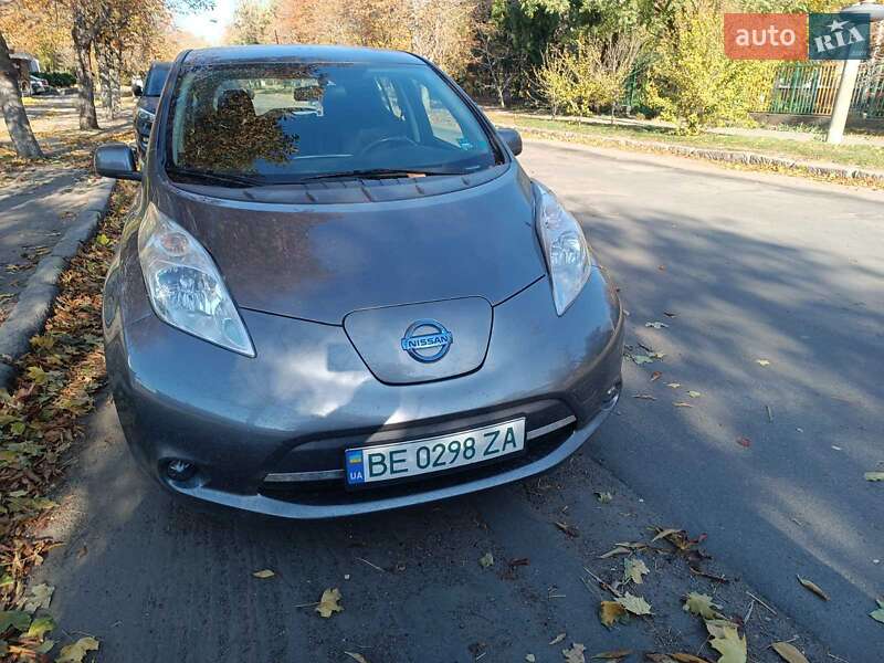 2015 nissan leaf