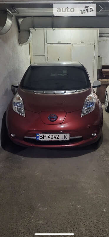 2015 nissan leaf
