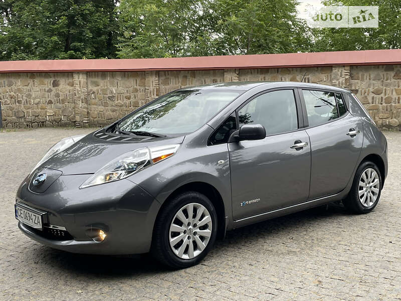 2016 nissan leaf