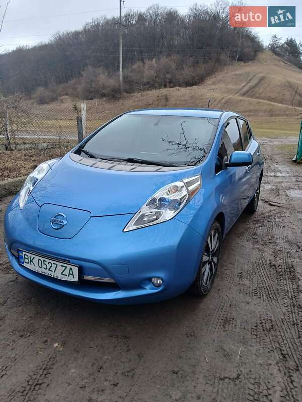 2013 nissan leaf