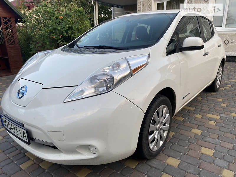 2014 nissan leaf