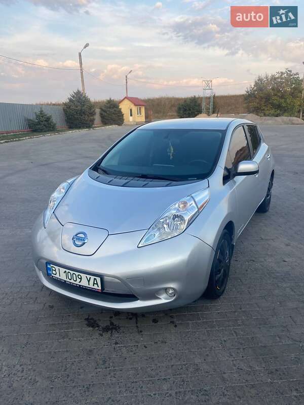 2015 nissan leaf