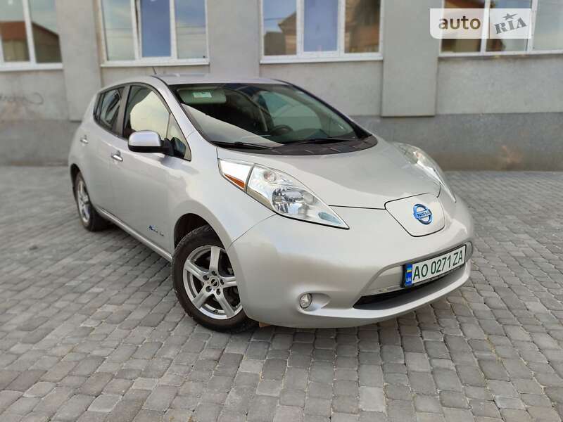 2014 nissan leaf