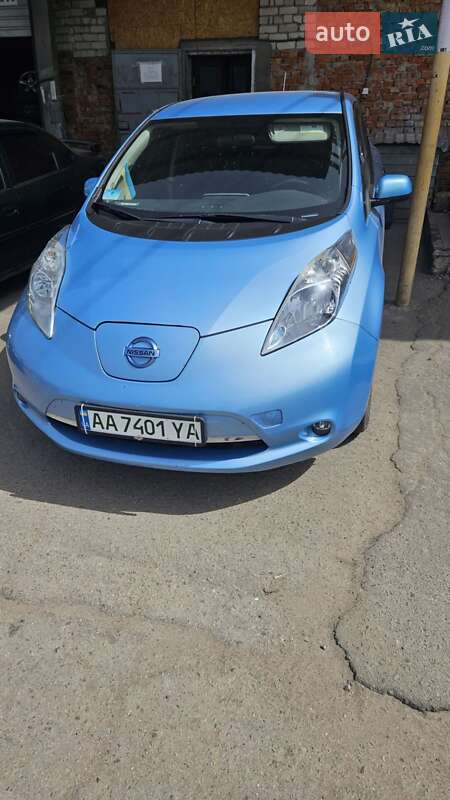 2015 nissan leaf
