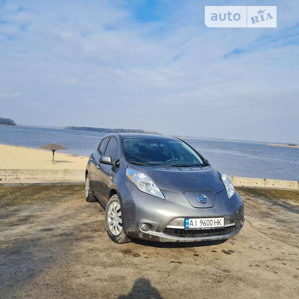 2015 nissan leaf