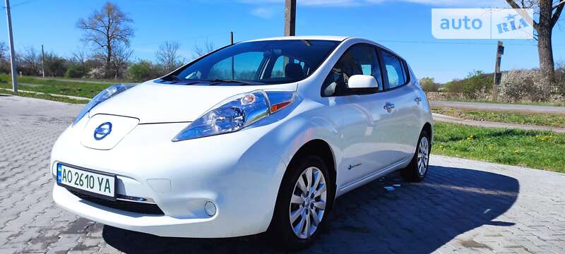 2015 nissan leaf