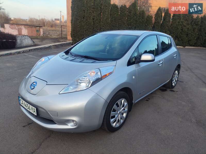 2015 nissan leaf
