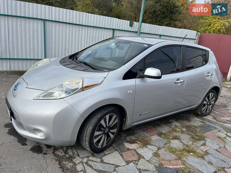 2013 nissan leaf