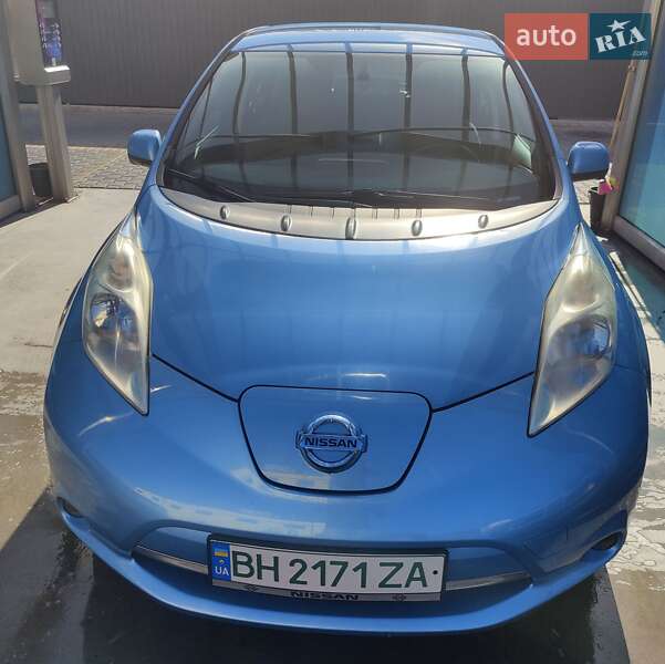 2013 nissan leaf