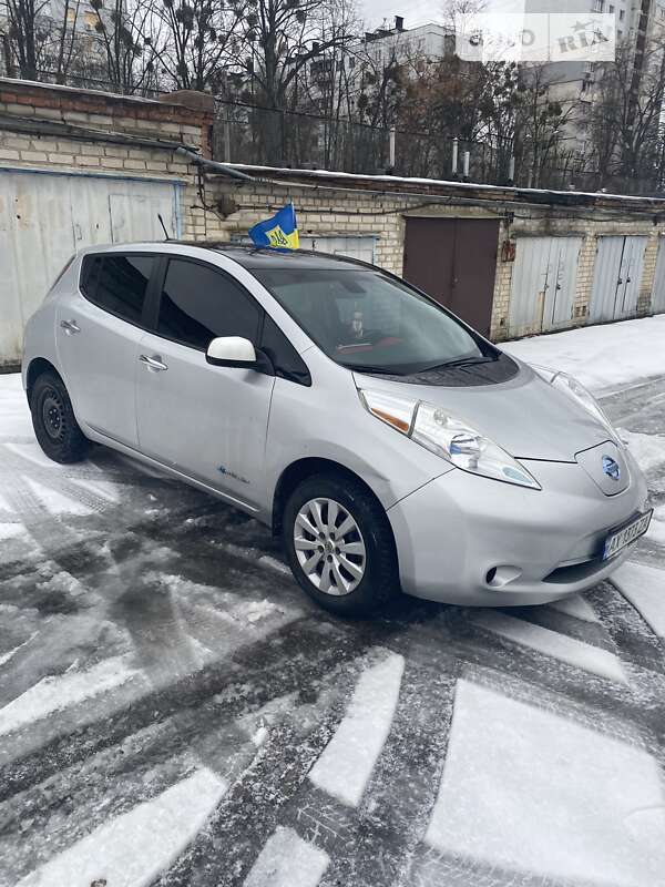 2014 nissan leaf