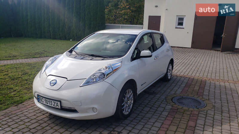 2014 nissan leaf