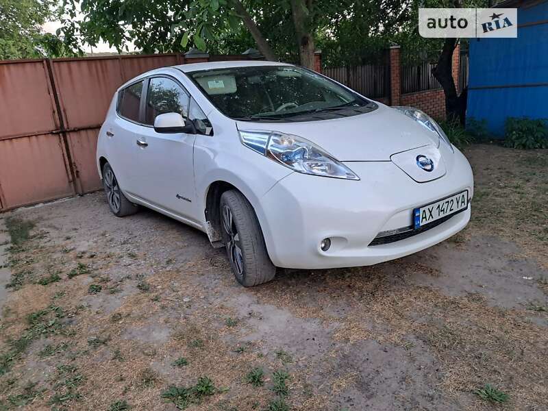 2014 nissan leaf