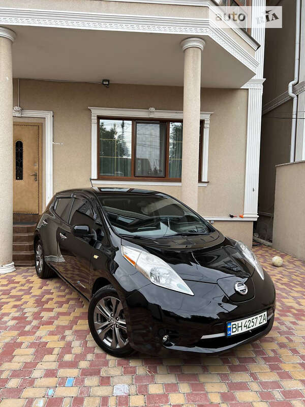 2015 nissan leaf